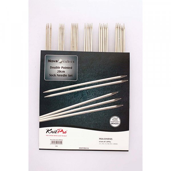 Strikkest Nova Cubics - Strikkepinde 20 cm