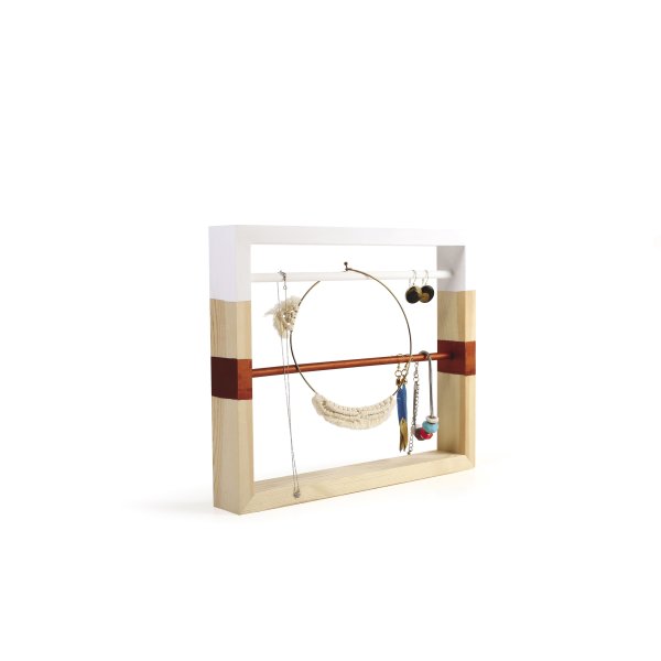 Smyckesh�llare i furu med 2 st�nger 30 x 25 cm