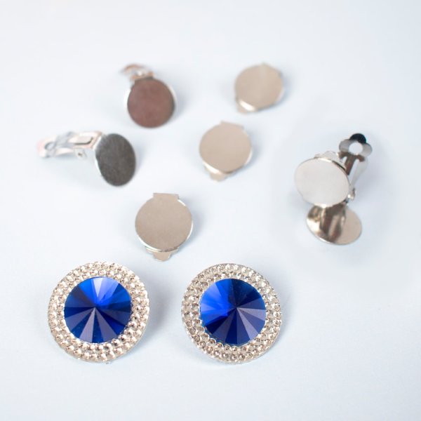Clipsörhängen Ø 15 mm försilvrade - 20 st Clipsörhängen Ø 15 mm försilvrade - 20 st