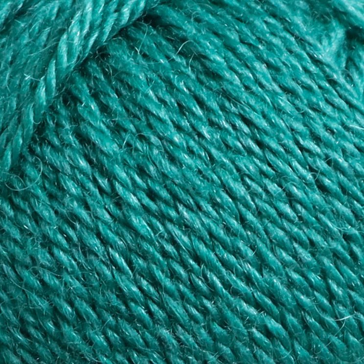 Alpacka Silke - Green Dynasty - Järbo Alpacka Silke - 45 % Babyalpacka / 40 % Merino / 15 % Silke, Blandgarn, Garn, Sticka & virka