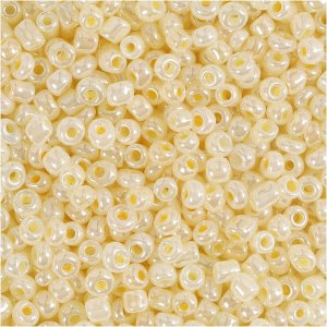 Rocaillep�rlor 3 mm Elfenben 25 g