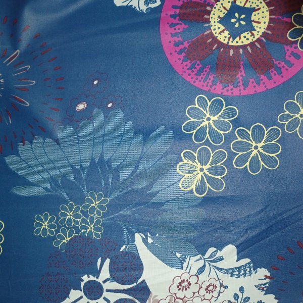 Vaxduk textil bl� blommig 140 cm