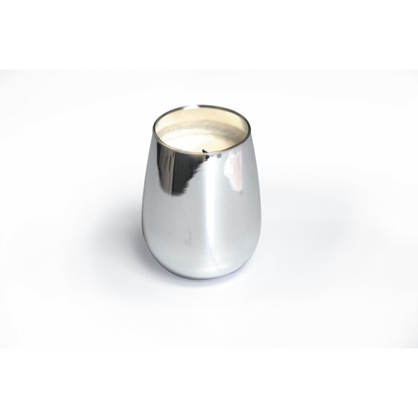 Silverf�rgad glasbeh�llare f�r ljus