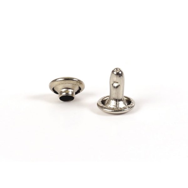Dubbelhäftande nitar i två storlekar 6 och 8 mm Dubbelhäftande nitar i två storlekar 6 och 8 mm
