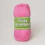 Svarta Fret Tilda Bamboo Garn 50 g Cerise (848)