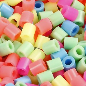 Rörpärlor NABBI medium pastellfärger 5x5 mm 30 000 st Rörpärlor NABBI medium pastellfärger 5x5 mm 30 000 st