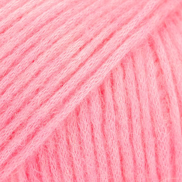DROPS Air Uni Color garn 50g - Jordbæris (53) - DROPS Air, Blandingsgarn, Garn, Strikke, hækle, knytte og væve