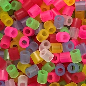 Rörpärlor NABBI 5x5 mm Transparenta färger 6000 st Rörpärlor NABBI 5x5 mm Transparenta färger 6000 st