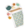 Broderikit med tropiska blommor p� canvas