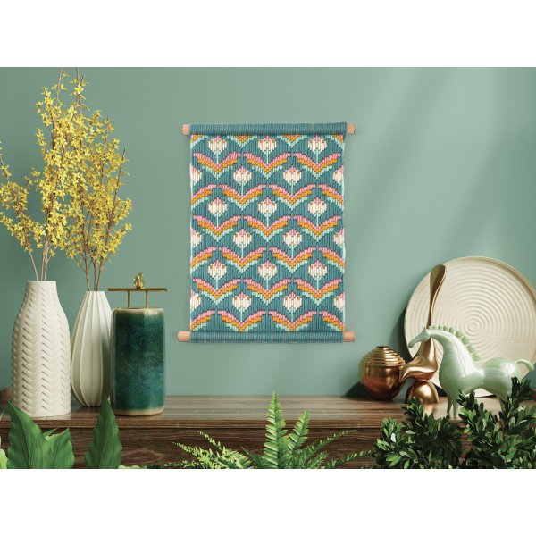 Broderikit med tropiska blommor p� canvas