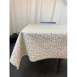 Textilvaxduk svartvit prick 140 cm