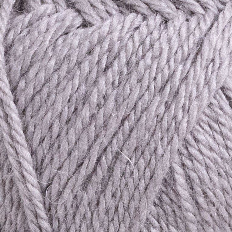Alpacka Silke - Silver Lining - Järbo Alpacka Silke - 45 % Babyalpacka / 40 % Merino / 15 % Silke, Blandgarn, Garn, Sticka & virka
