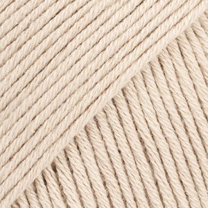 DROPS Safran Uni Colour garn - 50g - Lys beige (64) DROPS Safran Uni Colour garn - 50g - Lys beige (64)
